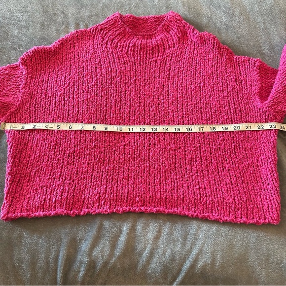 Anthropologie Cropped Mock Neck Knit Bell Sleeves Barbie Pink Sweater Size M - Picture 12 of 12